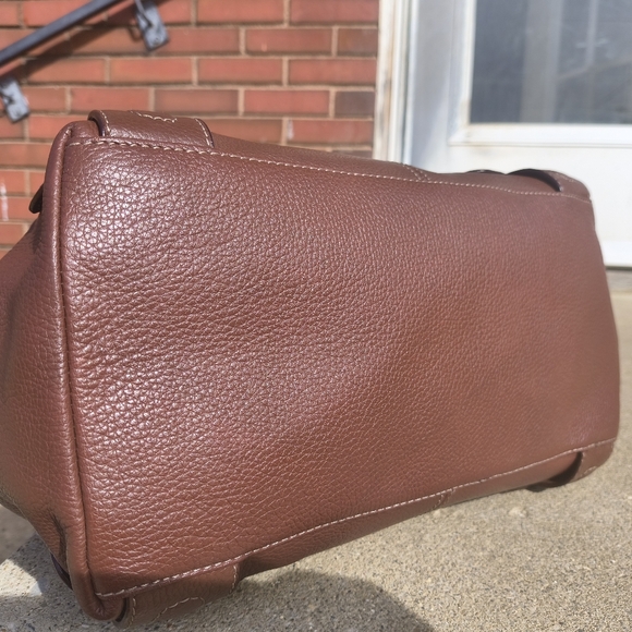 Tignanello Pebbled Leather Multi-Pocket Shoulder Bag - Picture 5 of 10